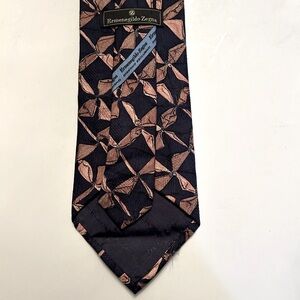 ERMENEGILDO ZEGNA silk pinwheel print necktie blue brown luxury Italian designer